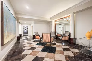 305 E 72nd St, New York City, NY 10021 - Photo 9