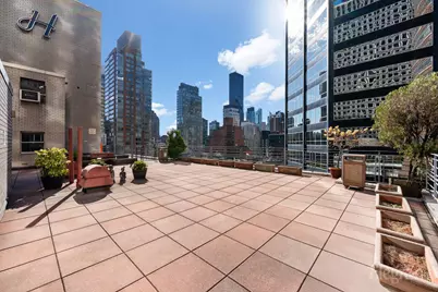 211 E 53rd Street #10F, New York City, NY 10022 - Photo 7