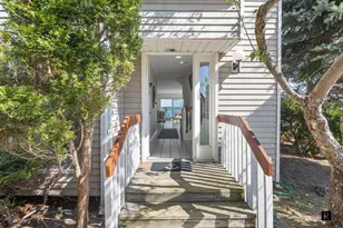 8 Deepwater Way, New York City, NY 10464 - Photo 3