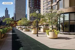 330 E 38th St, New York City, NY 10016 - Photo 19