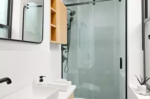 214 Mulberry St, New York City, NY 10012 - Photo 7