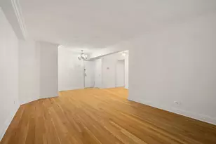 305 E 72nd St, New York City, NY 10021 - Photo 3