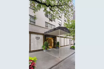 301 E 75th Street #19B, New York City, NY 10021 - Photo 21