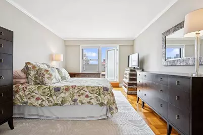 301 E 75th Street #19B, New York City, NY 10021 - Photo 17