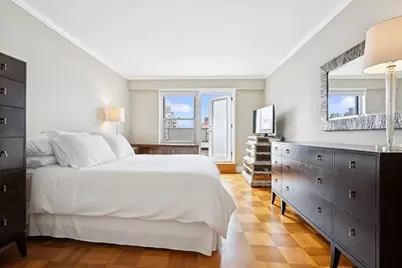 301 E 75th Street #19B, New York City, NY 10021 - Photo 11