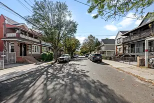 34 Crosby Ave, New York City, NY 11207 - Photo 17