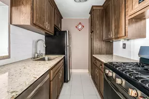 1874 Pelham Pkwy S, New York City, NY 10461 - Photo 3