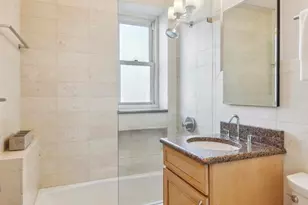 251 E 32nd St, New York City, NY 10016 - Photo 7