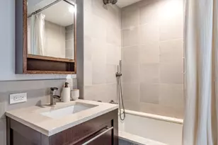 101 W 24th St, New York, NY 10011 - Photo 9