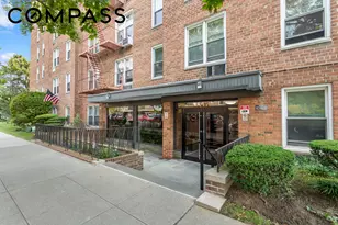 68-15 Selfridge St, New York City, NY 11375 - Photo 7
