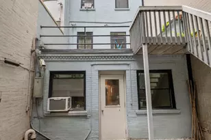 209 E 48th St, New York City, NY 10017 - Photo 11