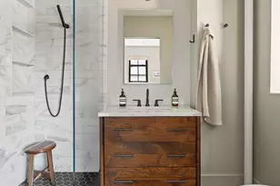 230 Park Pl, New York City, NY 11238 - Photo 7