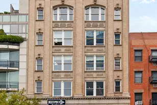 321 W 13th St, New York City, NY 10014 - Photo 11