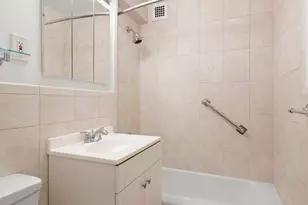 400 E 77th St, New York City, NY 10075 - Photo 9