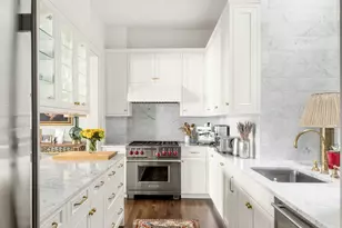 11 Gramercy Pk S, New York City, NY 10003 - Photo 15