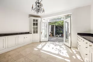 11 Gramercy Pk S, New York City, NY 10003 - Photo 9