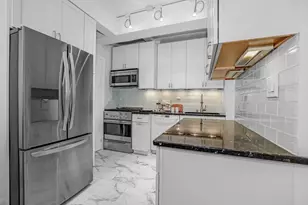 235 E 22nd St, New York City, NY 10010 - Photo 5