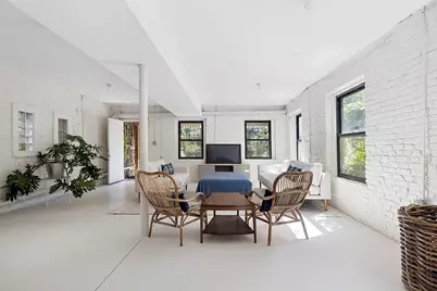 104 King Street, New York City, NY 11231 - Photo 5