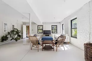 104 King St, New York City, NY 11231 - Photo 5