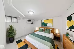 75-27 Furmanville Ave, New York City, NY 11379 - Photo 15