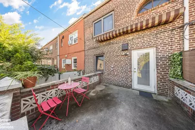 75-27 Furmanville Avenue, New York City, NY 11379 - Photo 9