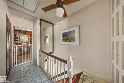 75-27 Furmanville Avenue, New York City, NY 11379 - Photo 15