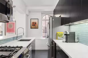 470 W 24th St, New York, NY 10011 - Photo 5