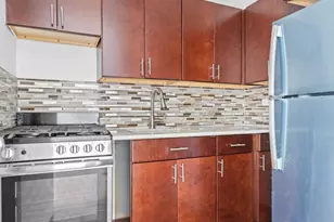 185 Hall St, New York City, NY 11205 - Photo 7