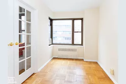 55 E End Avenue #5F, New York City, NY 10028 - Photo 3