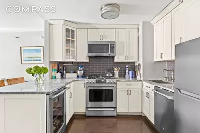 201 E 25th Street #5F, New York City, NY 10010 - Photo 3