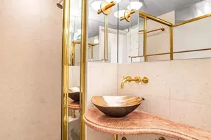 174 E 74th St, New York City, NY 10021 - Photo 13