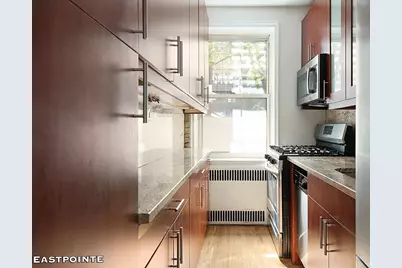 305 W 52nd Street #1H, New York City, NY 10019 - Photo 3