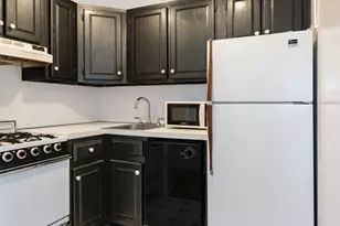 186 W 80th St, New York City, NY 10024 - Photo 5