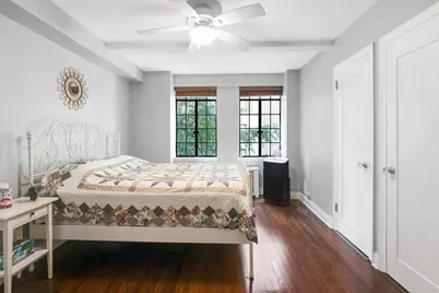 321 E 43rd Street #308, New York City, NY 10017 - Photo 9