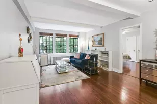 321 E 43rd St, New York City, NY 10017 - Photo 1