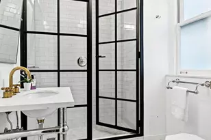 14 Sutton Pl S, New York City, NY 10022 - Photo 9