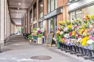 300 Albany St, New York City, NY 10280 - Photo 17