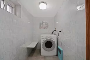 1728 W 2nd St, New York City, NY 11223 - Photo 13