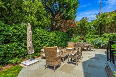 165 Slocum Crescent, New York City, NY 11375 - Photo 51