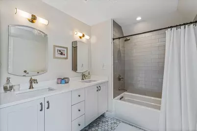 165 Slocum Crescent, New York City, NY 11375 - Photo 33