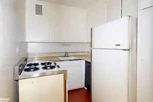 301 E 62nd St, New York City, NY 10065 - Photo 15