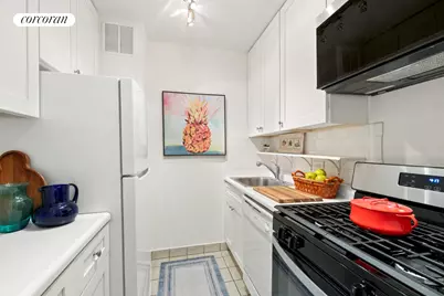 61 W 62nd Street #6B, New York City, NY 10023 - Photo 3