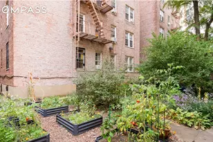 360 Clinton Ave, New York City, NY 11238 - Photo 9