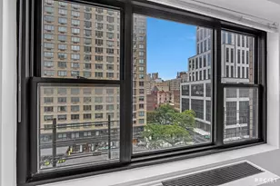 345 E 80th St, New York City, NY 10075 - Photo 5