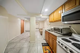 136 Rockaway Pkwy, New York City, NY 11212 - Photo 17