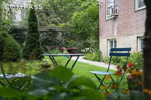 33-15 81st St, New York City, NY 11372 - Photo 11