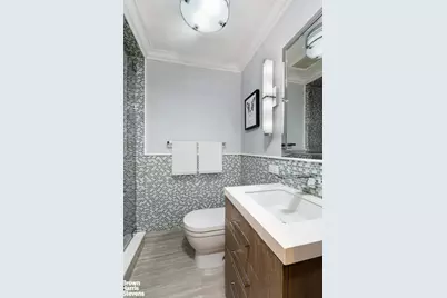 150 E 69th Street #4M, New York City, NY 10021 - Photo 23
