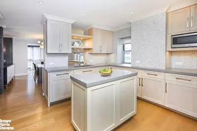 150 E 69th Street #4M, New York City, NY 10021 - Photo 13