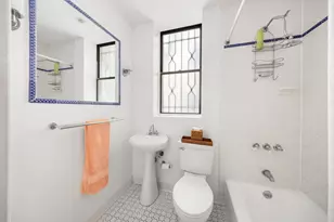 204 W 92nd St, New York City, NY 10025 - Photo 5