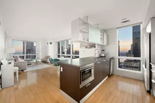 350 W 42nd St, New York City, NY 10036 - Photo 5